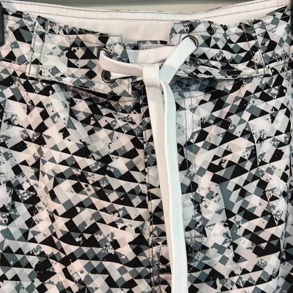 Unitop Swim Trunks - Picture 3 of 9